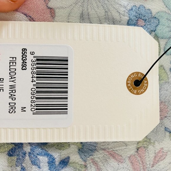 Billabong BNWT Field Day Women's Wrap Dress Medium - Picture 7 of 10